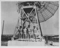 1963 JUN - Naval Radio Station Lewes DE - officers & CWOs under satellite dish - Jun 1963.JPG (1610573 bytes)
